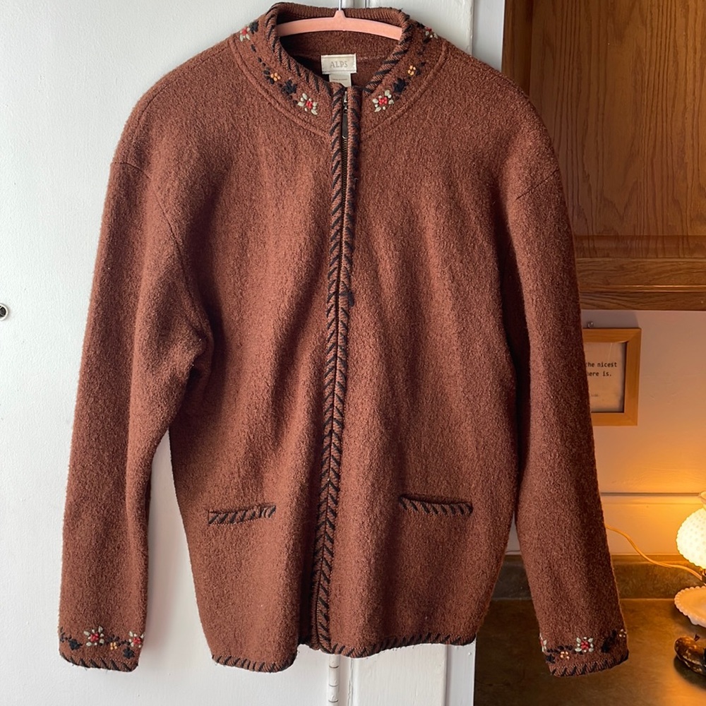 Vintage Alps Embroidered Jumper